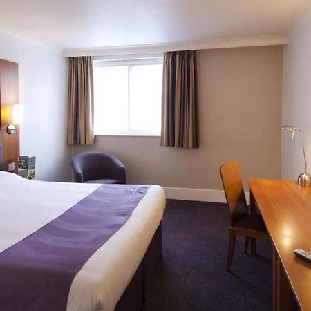 Premier Inn Tonbridge Dış mekan fotoğraf
