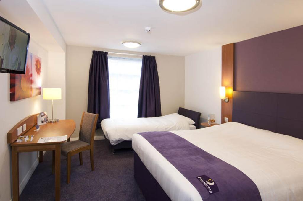 Premier Inn Tonbridge Oda fotoğraf