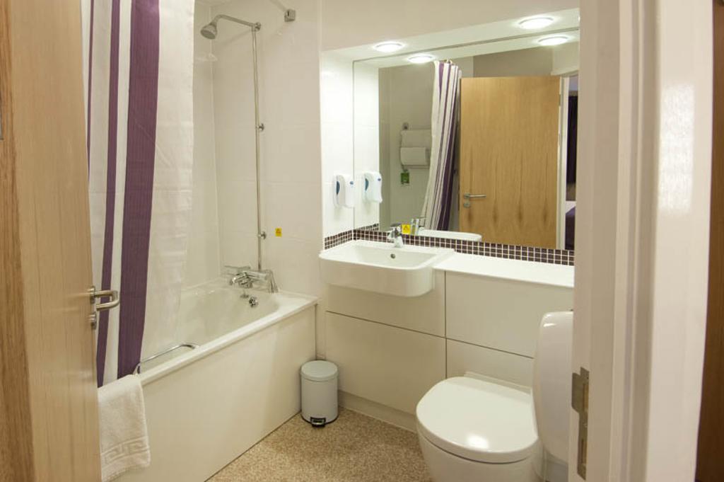 Premier Inn Tonbridge Oda fotoğraf