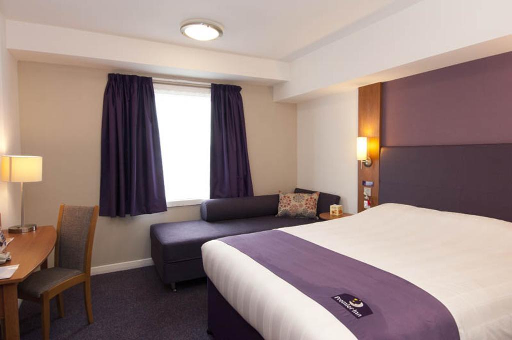 Premier Inn Tonbridge Oda fotoğraf