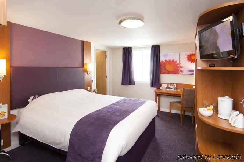 Premier Inn Tonbridge Dış mekan fotoğraf
